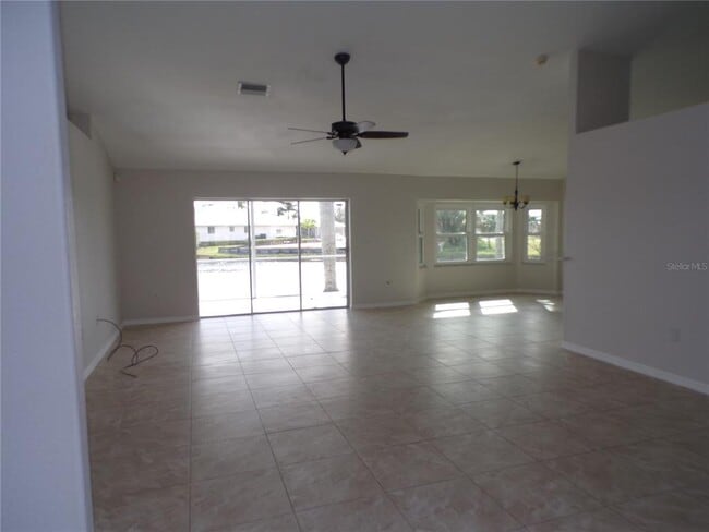 17115 Barcrest Ln in Punta Gorda, FL - Building Photo - Building Photo