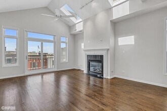 449 N Green St in Chicago, IL - Building Photo - Building Photo