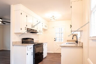 2416 Hillside Dr in Macon, GA - Building Photo - Building Photo