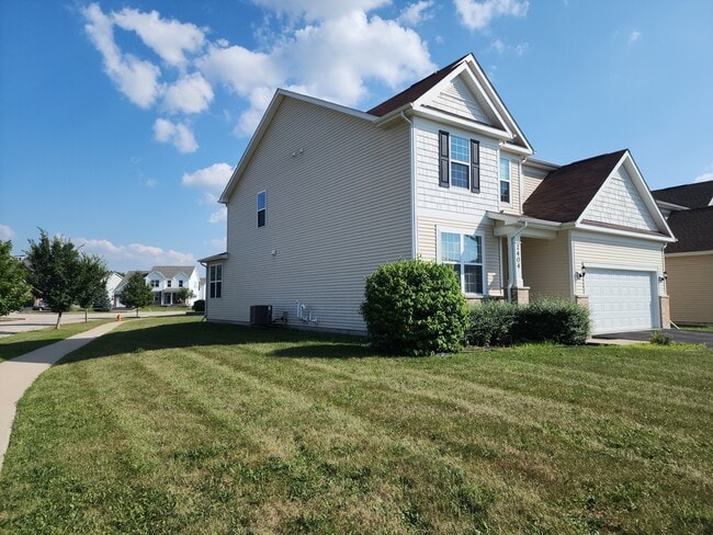 2404 Coastal Sage Ct in Naperville, IL - Building Photo - Building Photo
