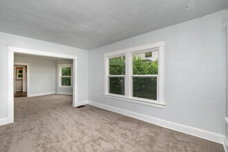 2241 Hannaford Ave in Cincinnati, OH - Foto de edificio - Building Photo
