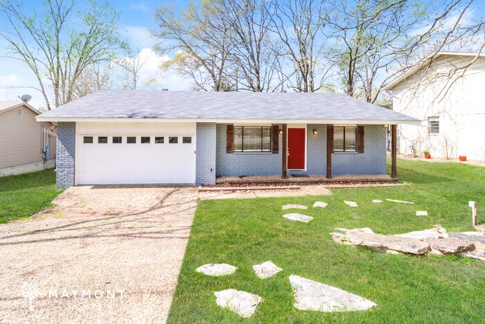 8407 Pennwood Dr in Sherwood, AR - Building Photo