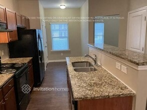 3015 Stonebrook Cove in Austell, GA - Building Photo - Building Photo