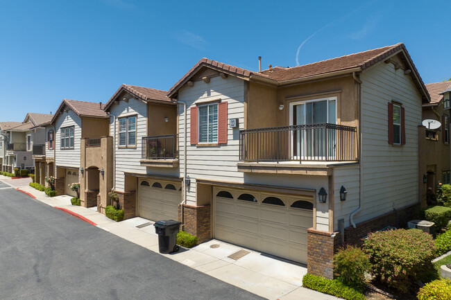 7331 Shelby Plz in Rancho Cucamonga, CA - Building Photo - Building Photo