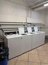 25 Van Velsor Pl in Newark, NJ - Building Photo - Building Photo