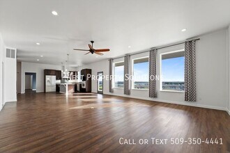 7458 Bouldercrest Rd NE in Moses Lake, WA - Building Photo - Building Photo
