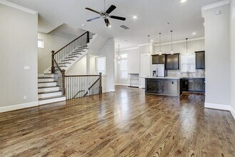 1057 W 25th St in Houston, TX - Building Photo - Building Photo