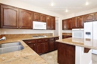 592 Kavanagh Pl in Las Vegas, NV - Building Photo - Building Photo