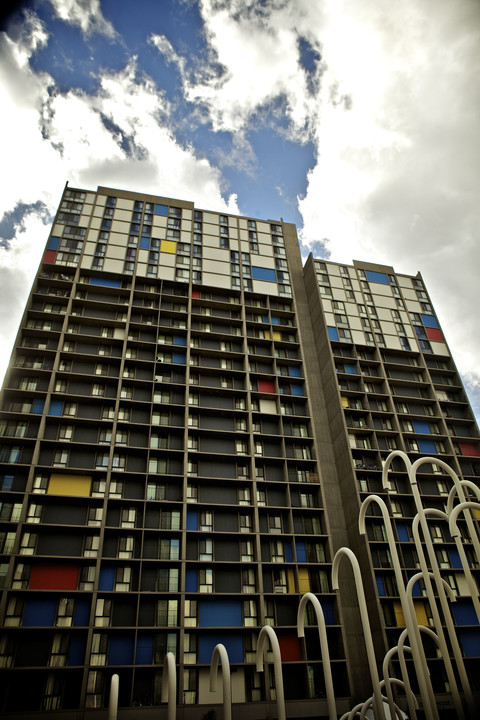 Riverside Plaza in Minneapolis, MN - Building Photo