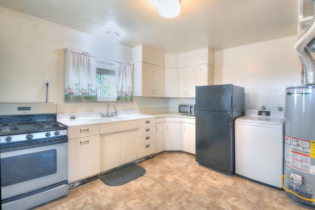 4290 S U.S. Hwy 85 87 in Colorado Springs, CO - Building Photo - Building Photo