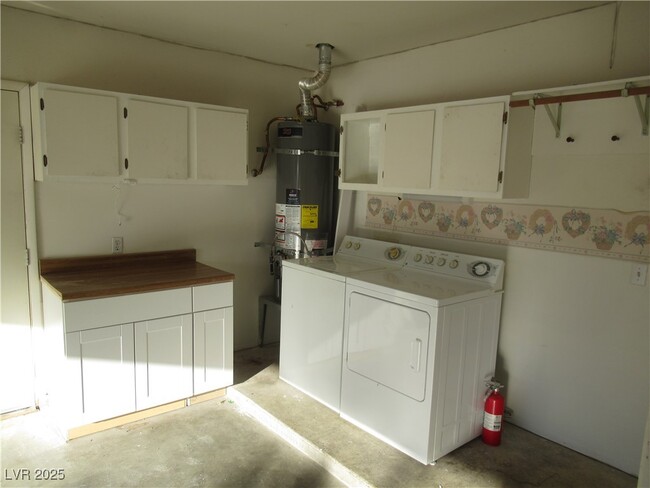 property at 4924 Lone Vista Way