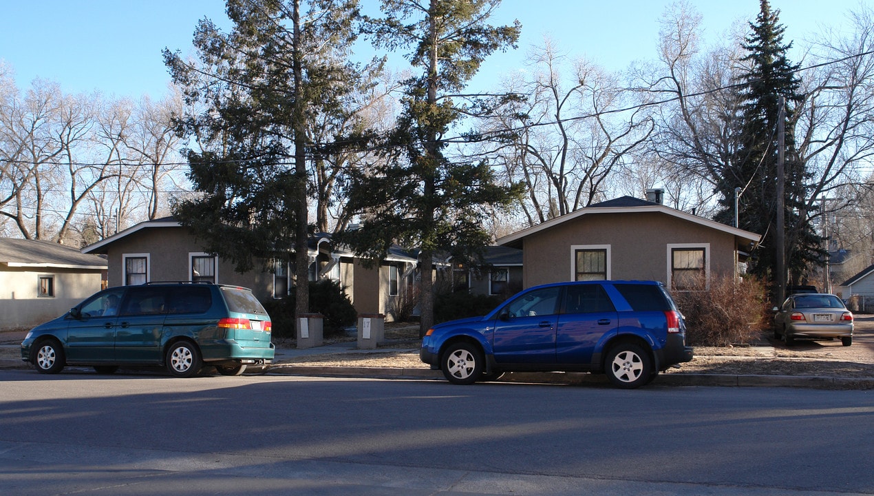 17 E Madison St in Colorado Springs, CO - Foto de edificio