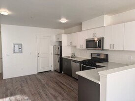 1714 Columbia St in Vancouver, WA - Building Photo