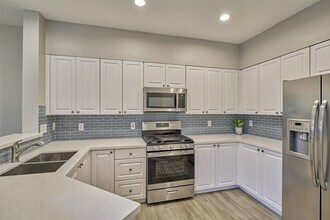 25 Scarlet Woods Ct in The Woodlands, TX - Building Photo - Building Photo