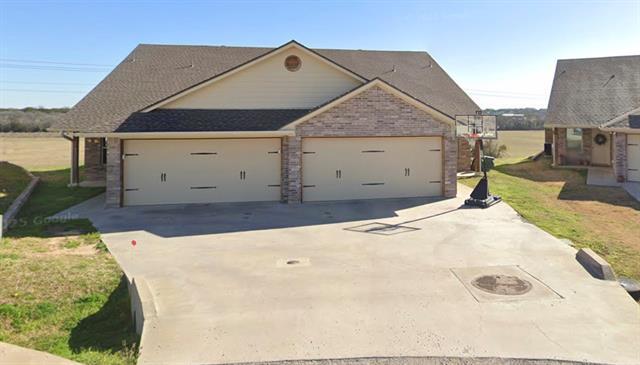 property at 906 Dart Ct
