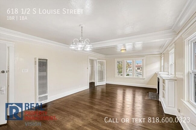 property at 618 1/2 S Louise St