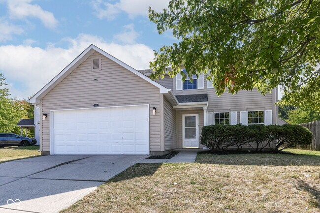 510 Grand Woods Dr in Indianapolis, IN - Building Photo - Building Photo