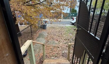 3204 Cecil B. Moore Ave in Philadelphia, PA - Foto de edificio - Building Photo