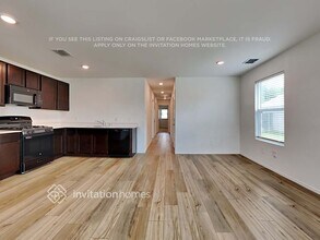 3072 Wallace Wls Ct in Crandall, TX - Foto de edificio - Building Photo