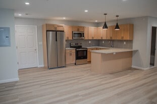 Joslen Commons Apartments in Hudson, NY - Building Photo