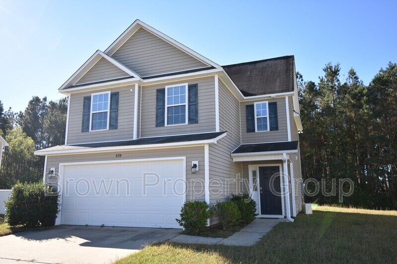 839 Fairfield Cir in Raeford, NC - Building Photo