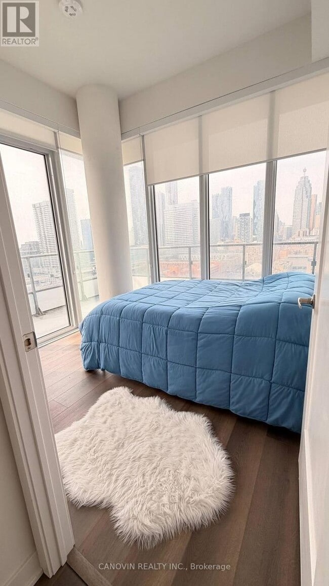 121 Lower Sherbourne St in Toronto, ON - Building Photo - Building Photo