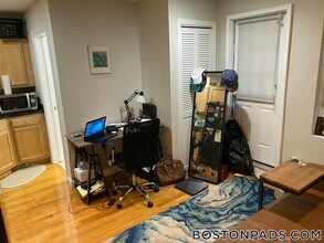 220 Hanover St in Boston, MA - Building Photo - Building Photo