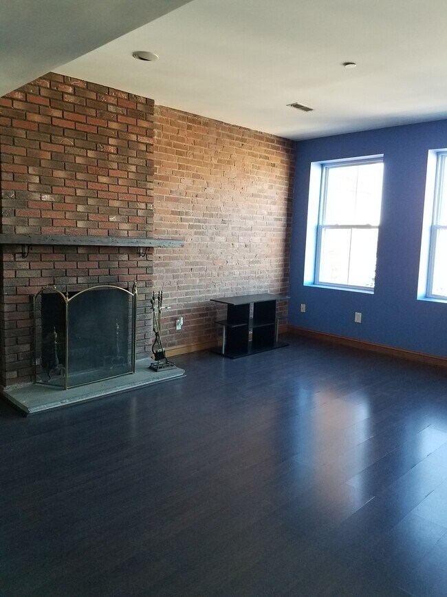 75 Wheeler Ave Rentals in Bridgeport, CT