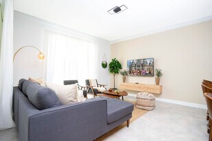 1120 Kingsbarn St in Davenport, FL - Building Photo