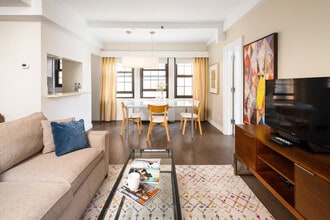 337 E 50th St in New York, NY - Building Photo - Building Photo