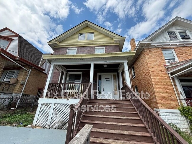 2215 Mcgregor Pl in Cincinnati, OH - Building Photo - Building Photo