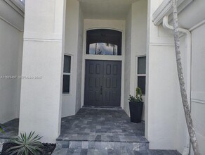 15802 SW 15th St in Weston, FL - Building Photo - Building Photo