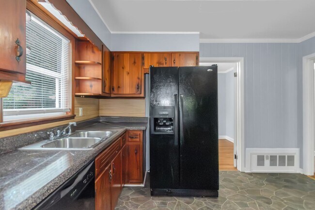 2055 Wallace Rd SW in Atlanta, GA - Building Photo - Building Photo