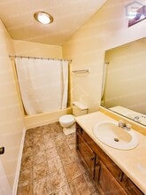 419 Oriole Dr in McMinnville, TN - Building Photo - Building Photo