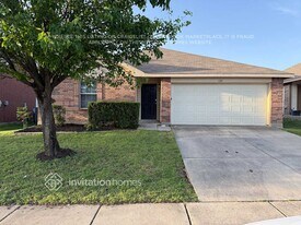 825 Poncho Ln in Haslet, TX - Building Photo