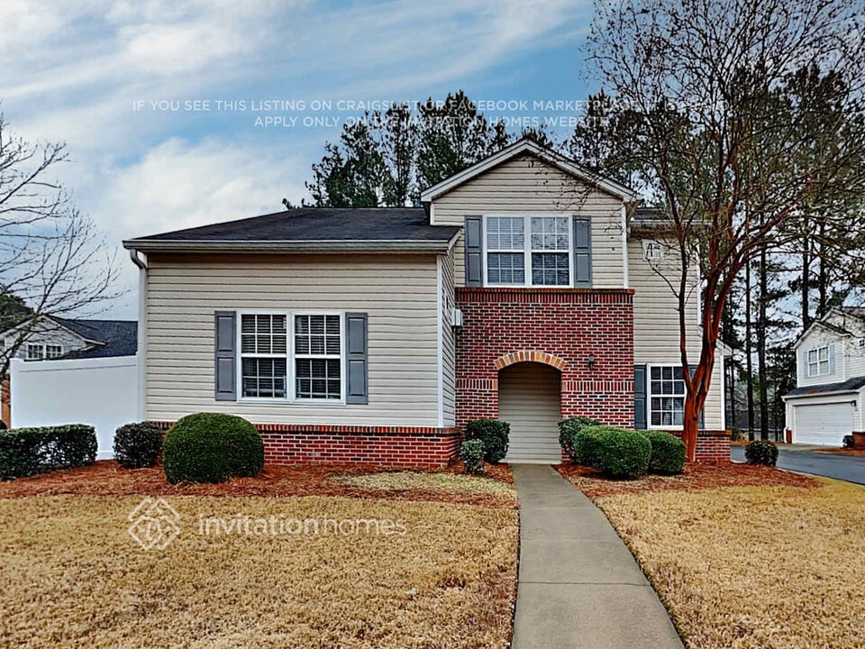 881 Windcroft Cir NW in Acworth, GA - Building Photo