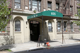 655 W 160th St in New York, NY - Building Photo - Building Photo