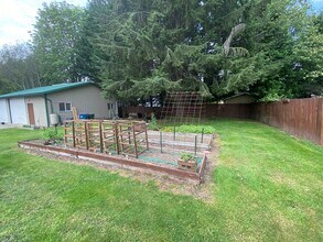 24809 Old Owen Rd in Monroe, WA - Building Photo - Building Photo