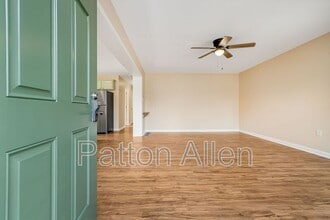 56 Buffalo St in Asheville, NC - Building Photo - Building Photo