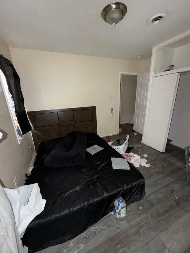 2 E Adams Dr, Unit 202 in Sauget, IL - Building Photo - Building Photo