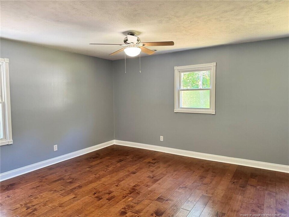 6607 Sherrod Pl in Fayetteville, NC - Foto de edificio
