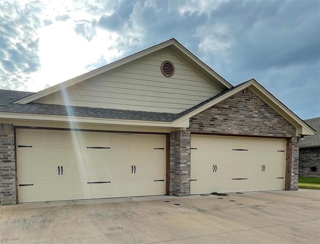 property at 3033 Weave Ct