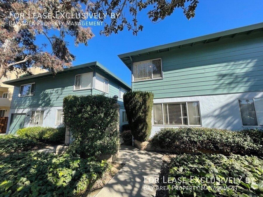 24 Lorton Ave-Unit -2 in Burlingame, CA - Building Photo