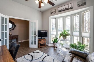1001 Hodge St in McKinney, TX - Building Photo - Building Photo