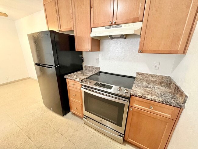 property at 3917 Spring Dr