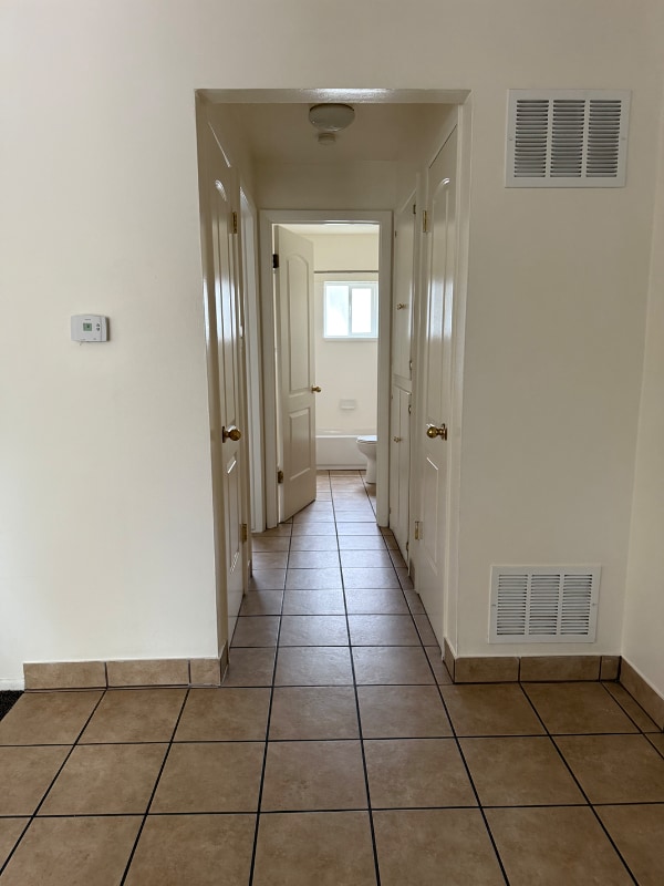 3406 S 300 E, Unit Apt in South Salt Lake, UT - Foto de edificio - Building Photo