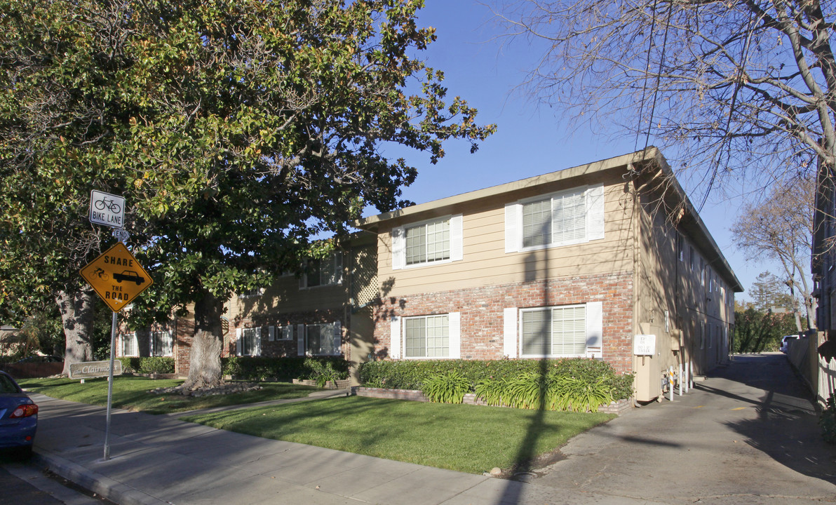 The Clairmont in Santa Clara, CA - Building Photo