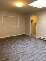 946 Oliver Ave in Aurora, IL - Building Photo