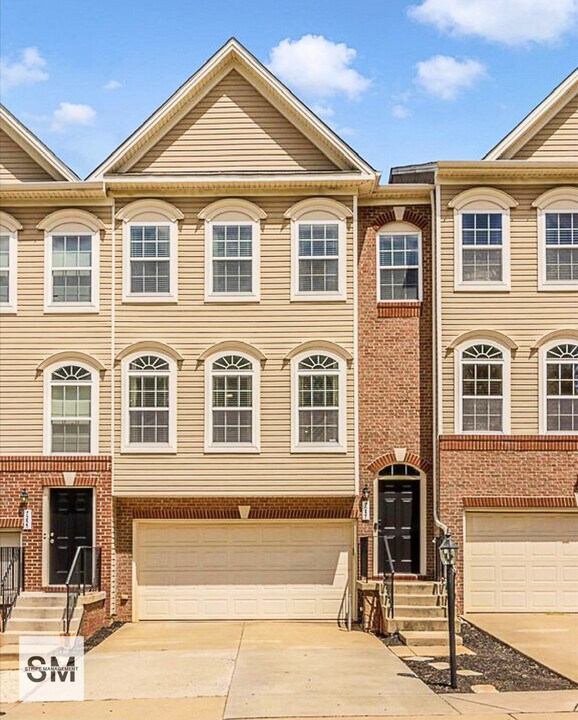 7257 Stallings Dr in Glen Burnie, MD - Building Photo