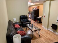 2324 N Park Ave photo'